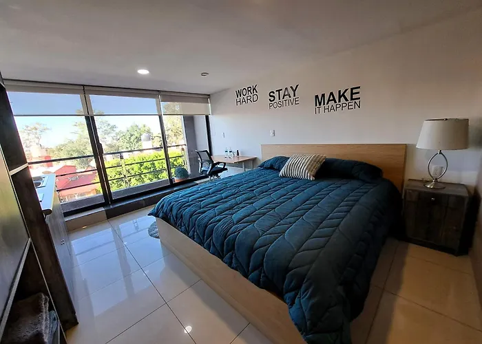 Apartment S07 King Premium Tec Cem Con Cocineta Wifi Balcon Parking Terraza